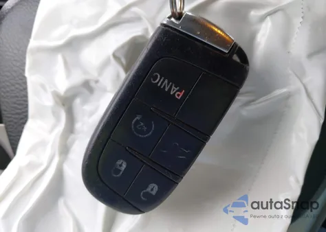 2020 Jeep Grand Cherokee Altitude 4X2 z USA, uszkodzony, nr VIN 1C4RJEAG7LC245782